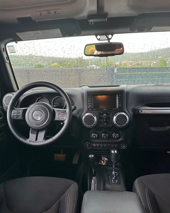 Jeep Wrangler cena 129900 przebieg: 82000, rok produkcji 2015 z Drzewica małe 742